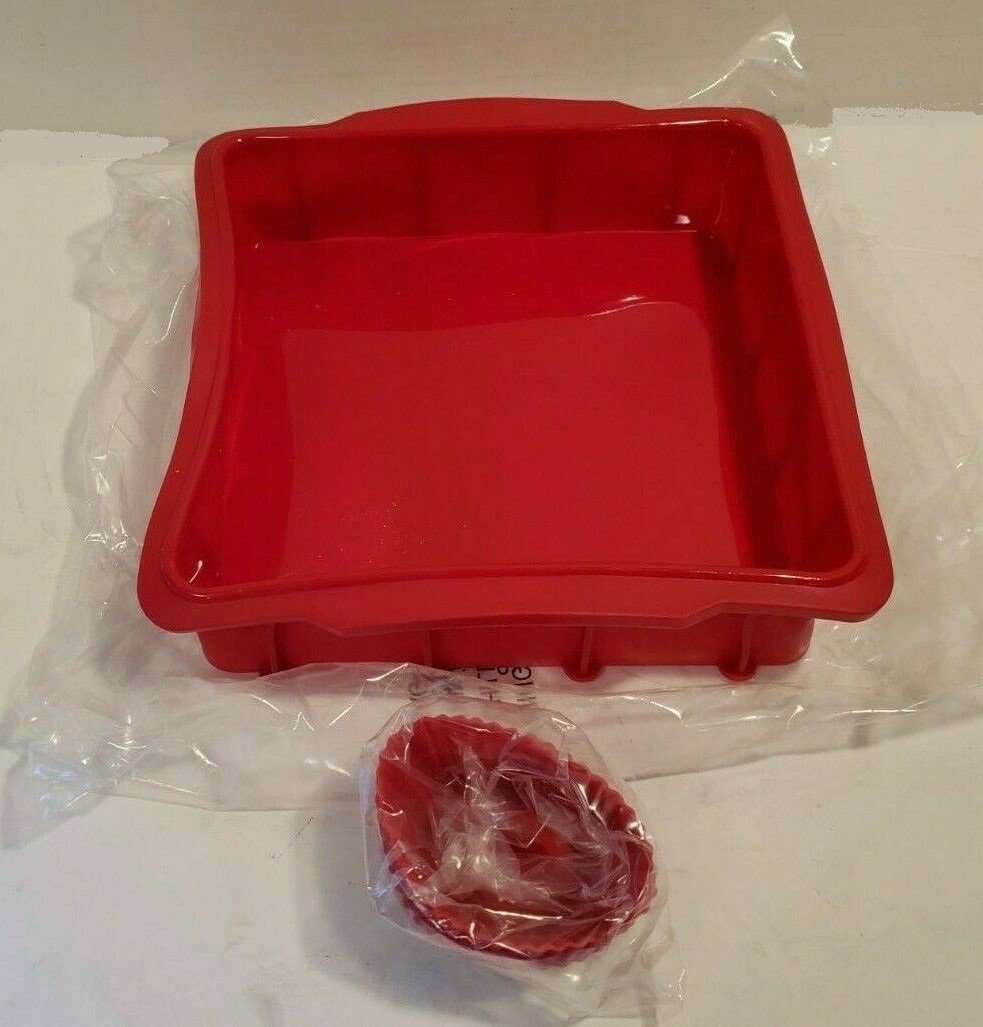 NuWave L'Ovenware Baking Kit with 8x8 Silicone Baking Dish and 6 Muffin