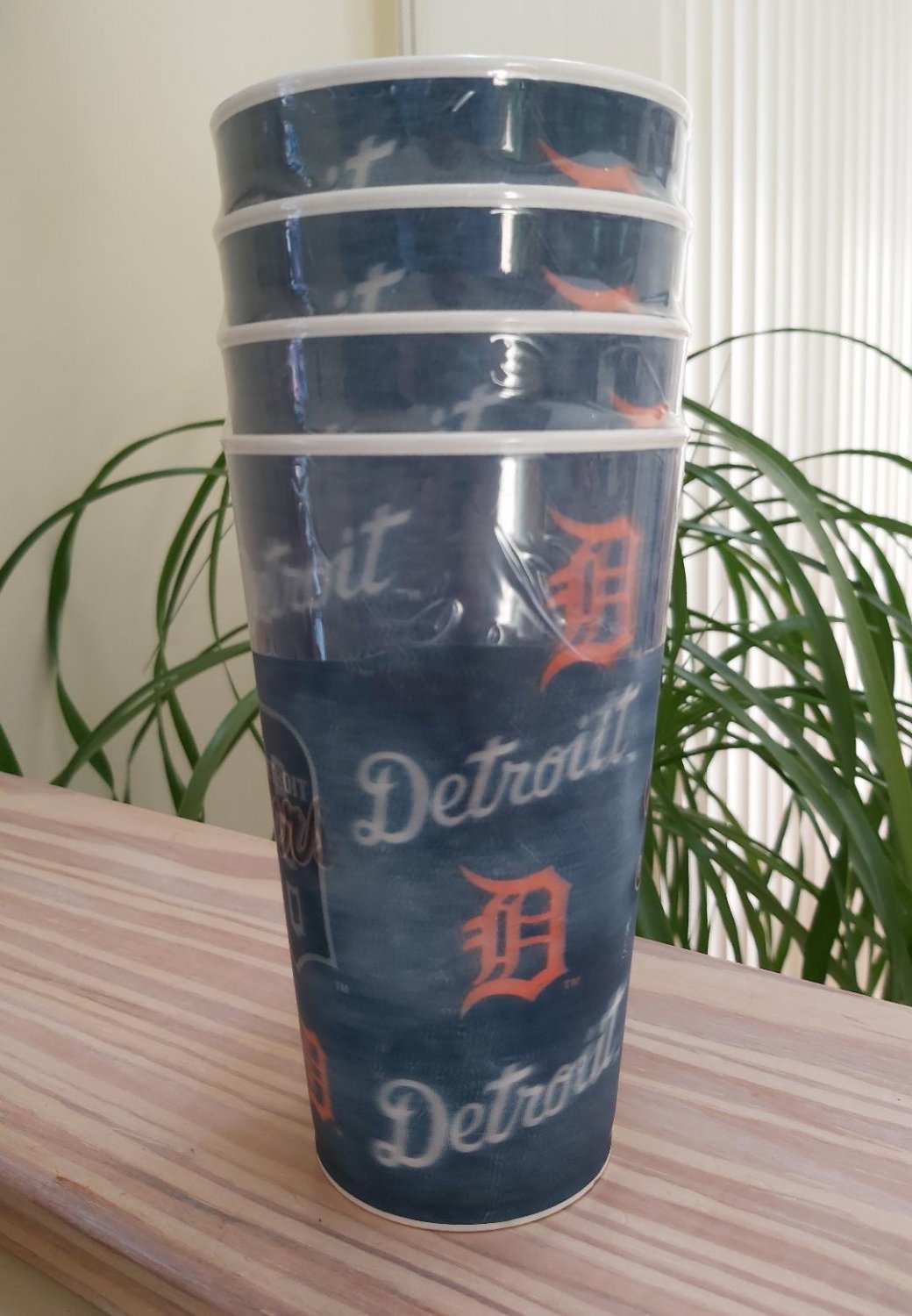 MLB DETROIT TIGERS Lenticular Holographic Capital Spirit 20 oz Plastic