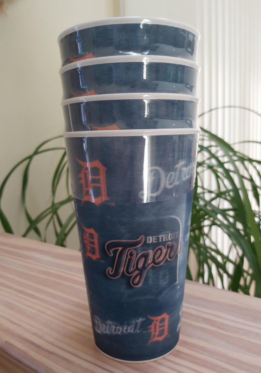 MLB DETROIT TIGERS Lenticular Holographic Capital Spirit 20 oz Plastic