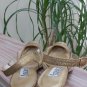 Vintage Amanda Cancun Gold Glitter Slingback Closed Toe Special Occasion Heels Shoes - Sz 8W - NEW!