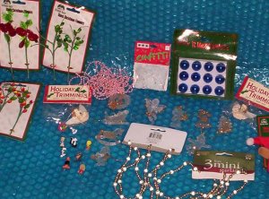 Christmas Decorations          (845)