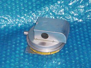 Heating  control vacume switch FP5047-26 (1089)