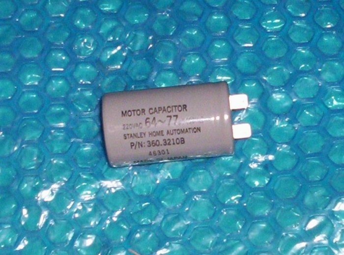 STANLEY MOTOR STARTING CAPACITOR 3603210B stk(296)