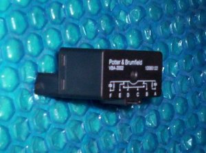 GM door lock relay Potter & Brumfield #12065122 Stk#(1463)