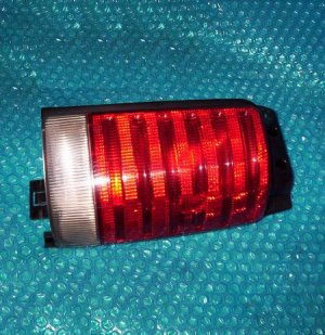 Dodge Caravan 1995 tail light LH stk#(1548)
