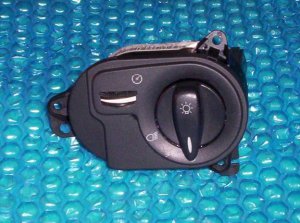 Ford Focus  Headlight Switch w/o Fog  4S4T  13A024 BB   stk#(2181)