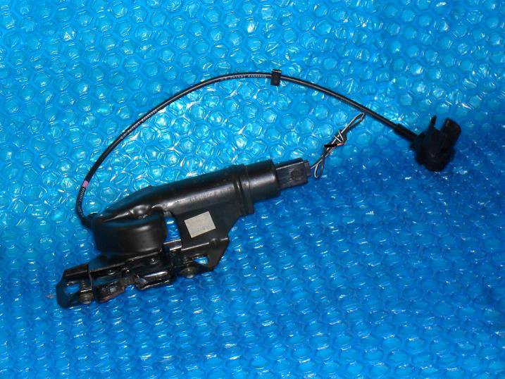 GM Trunk Lid Solenoid/activator D6069 stk(2820)