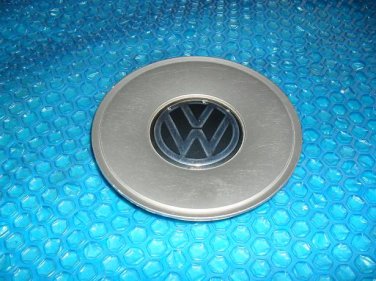 Volkswagon hubcap  6 1/8" dia.             stk#(694)