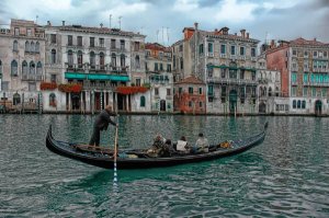 GONDOLA RIDE