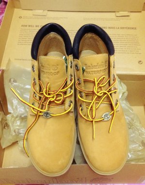 Timberland's Women's Premium Nellie Boot (Wheat) Size 5 - LIKE NEW