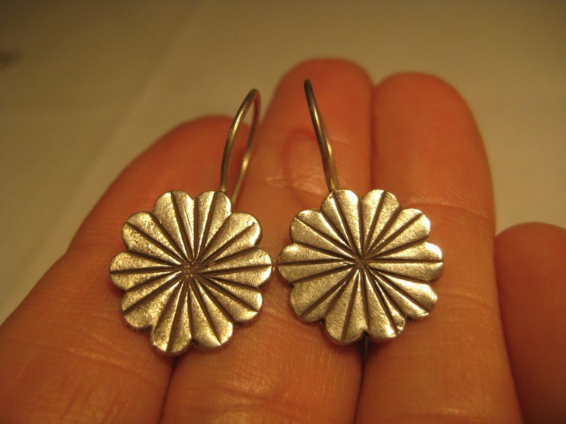 999 silver hill tribe flower earring earrings northern Thailand A12