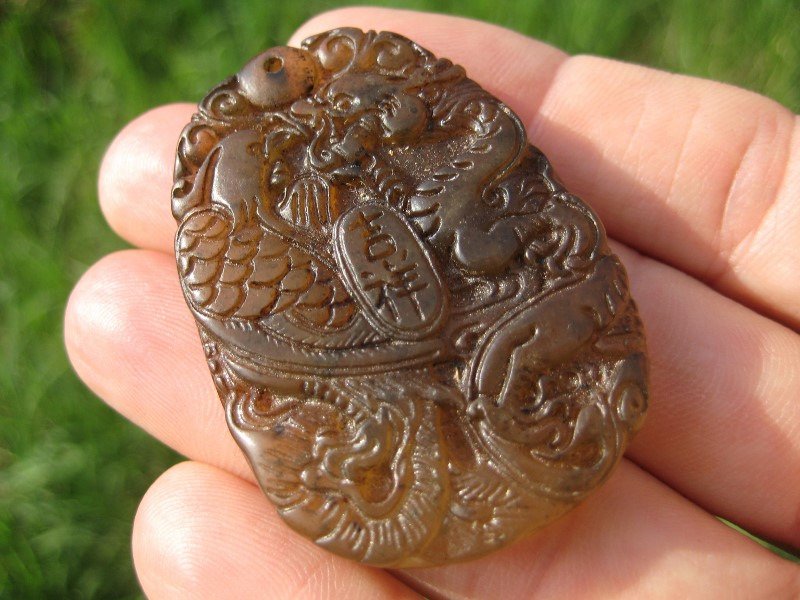 Natural agate Carnelian Onyx chinesebird dragon stone pendant amulet A32