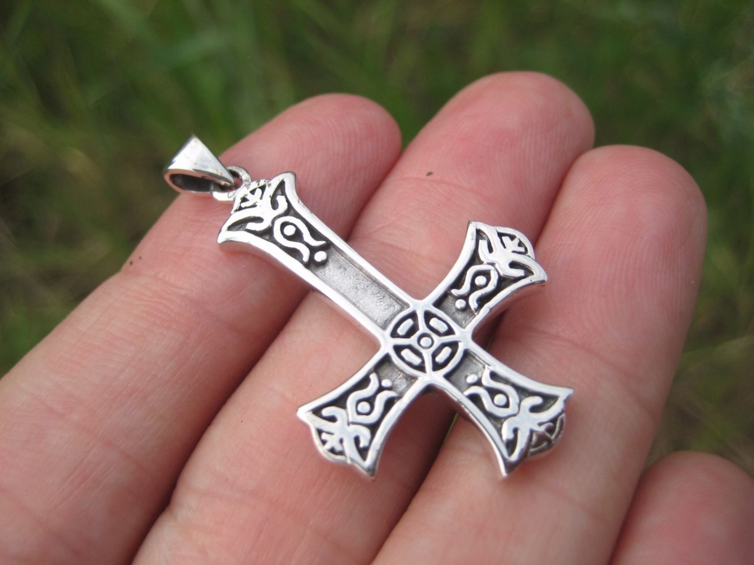 925 Silver Celtic inverted Petrine Cross Saint Peter or Satanic Pendant A12