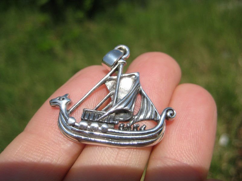 925 silver viking ship boat pendant necklace Thailand jewelry art
