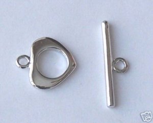 10 Nickel  Plated Over Brass Toggle Clasps.  Dkm04n
