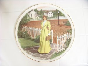 collectible Avon plate