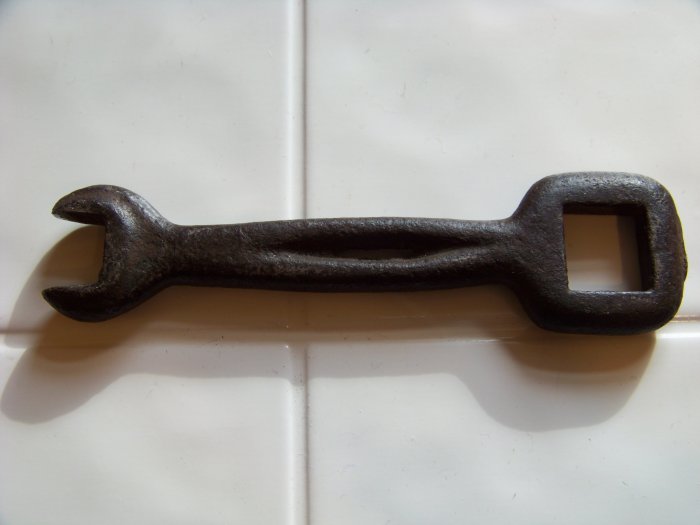 old square end wrench box end wrench axle wrench carriage wrench tool
