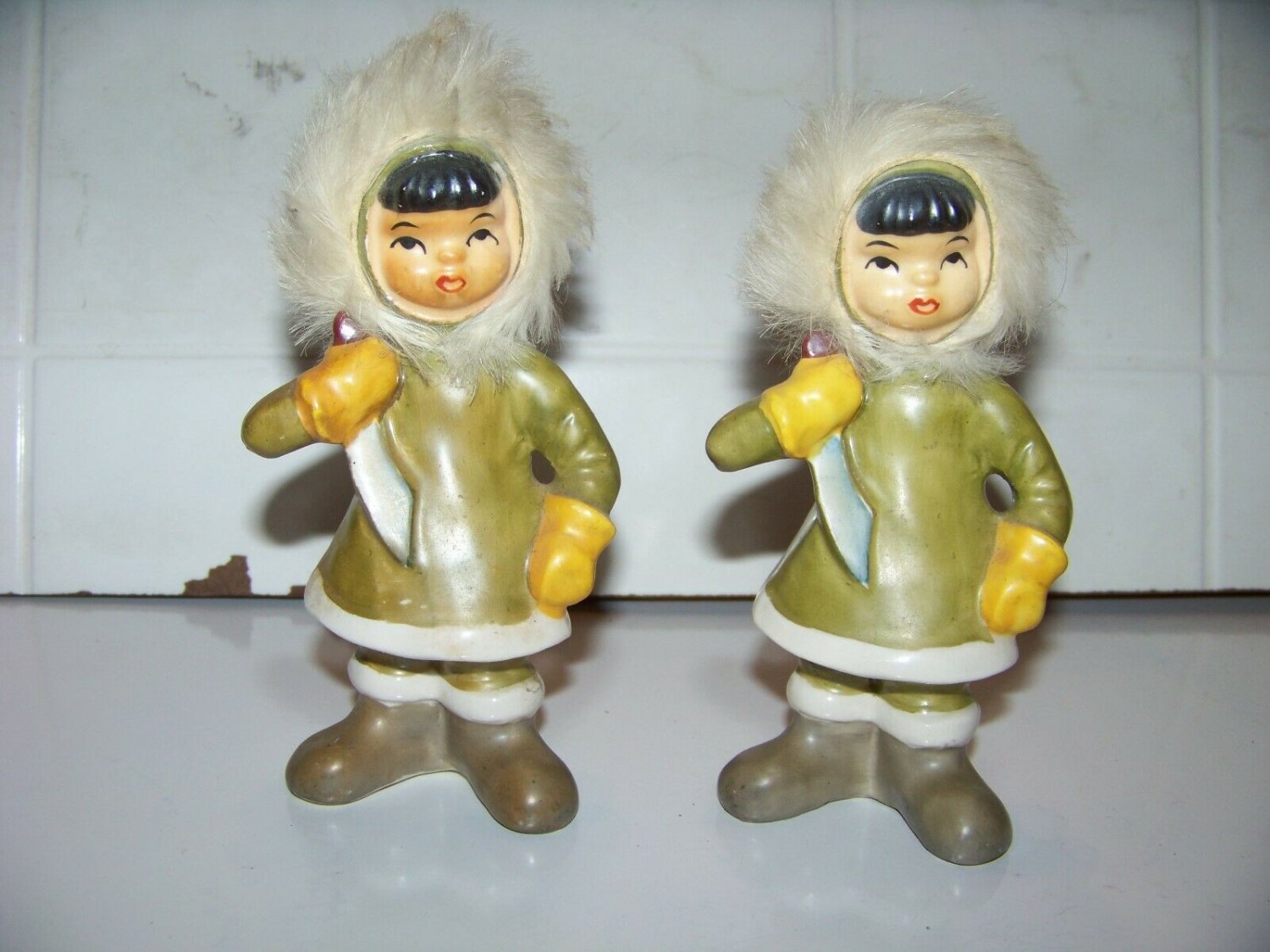 american eskimo dog figurines