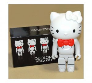 Hello Kitty 400% Kubrick by Quolomo