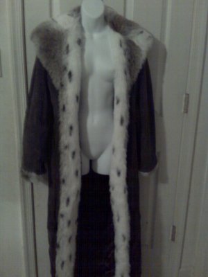 FAUX FUR FABULOUS