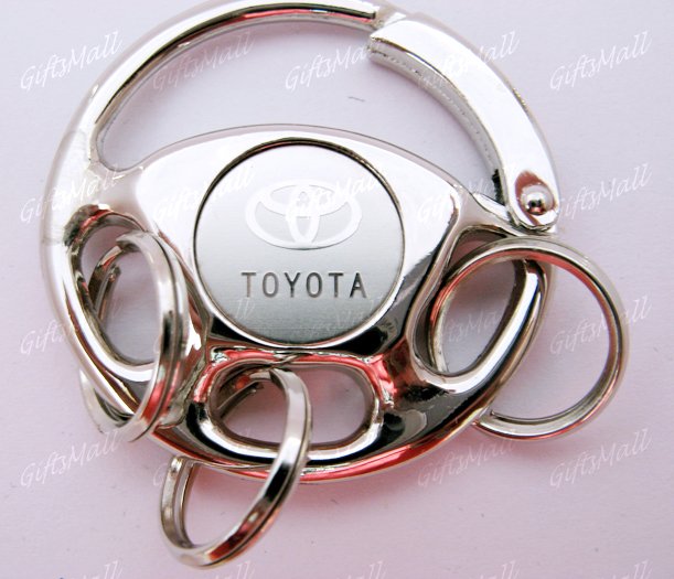 Toyota Round Car Chrome Keyring Key Chain New