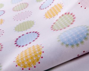 Anjue, dots//cotton//twill//2 yards