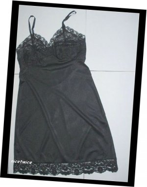 Van Raalte Ladies Black Nylon  Full Slip Lace Bodice 34