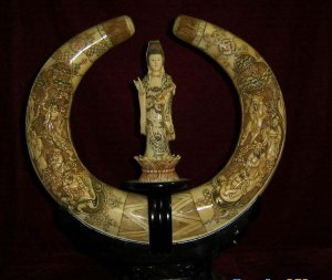 Old Bone Art Handicraft 8 immortal Design Kwan-yin Statue