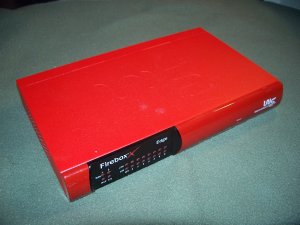WatchGuard Firebox X15 Edge MF 16S32E10 CENTRAL OFFICE NETWORK PROTECTOR RETAIL $700.00