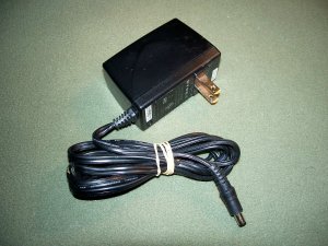 DYNEX DXSA0536 AC DC ADAPTER 5V 3.6A POWER SUPPLY
