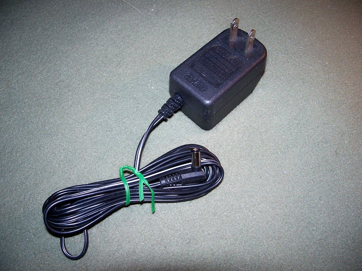 UNIDEN PS0007 AC ADAPTER 9V 210MAH