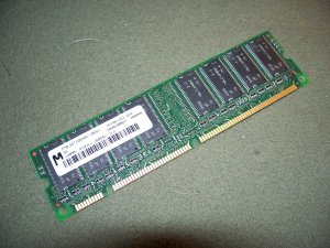 Micron MT8LSDT1664AG-10EB1 128MB PC100 SDRAM Memory