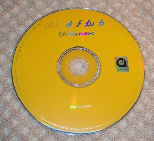 MACROMEDIA STUDIO MX MAC SOFTWARE ZWSMAC60CD *MINT* WITH S/N