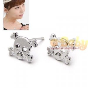 Stylish Skeleton Head Earrings