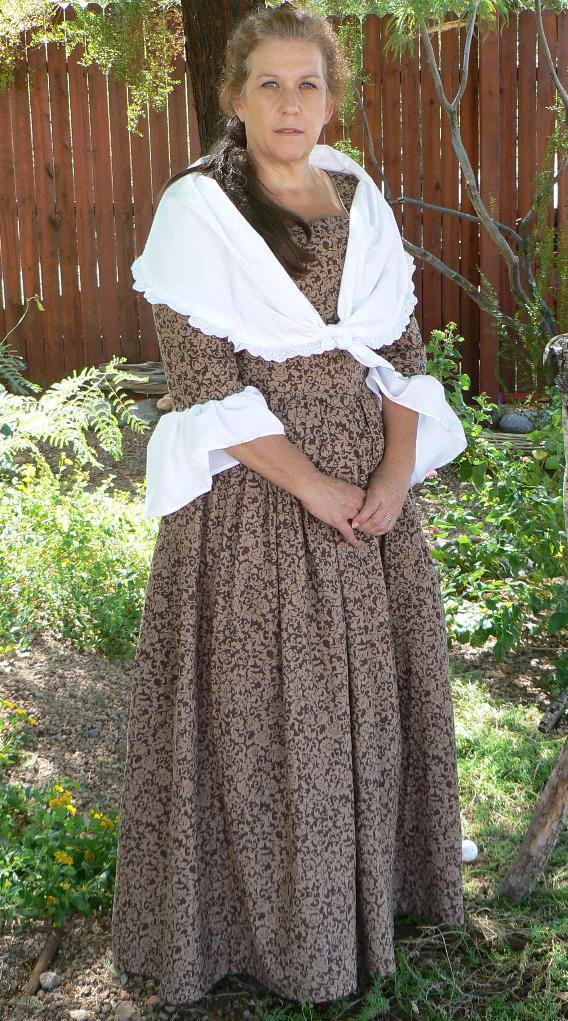 Colonial 18th Century Day Dress in Cotton Calico Historical Design