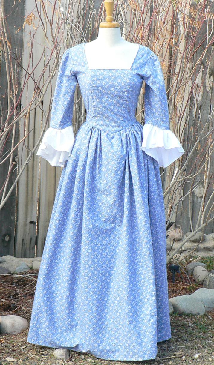 Colonial 18th Century Day Dress In Cotton Calico Historical Design