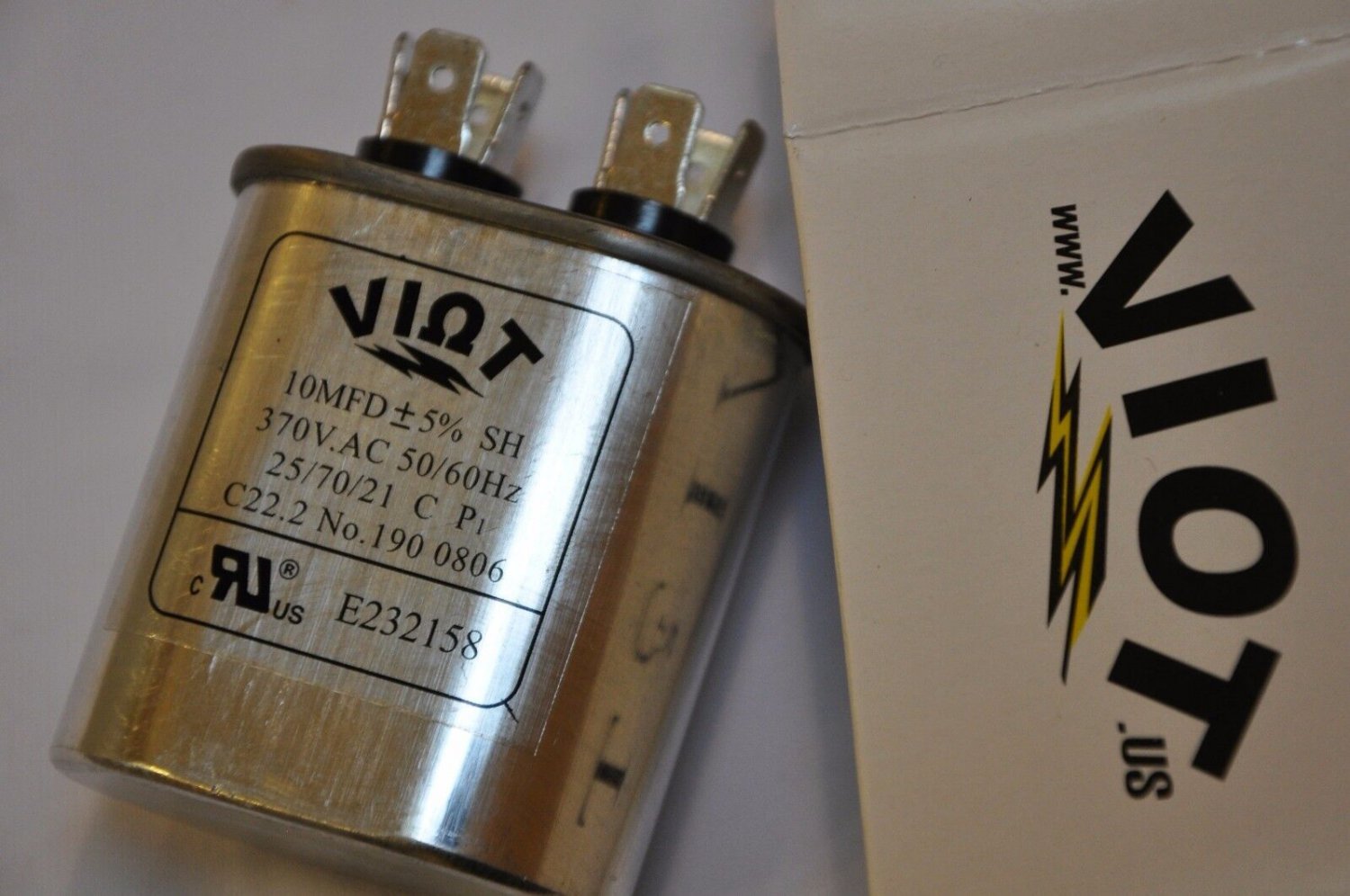 Compressor Furnace Blower Fan Motor Start Run Capacitor 10uFD 370V HVAC