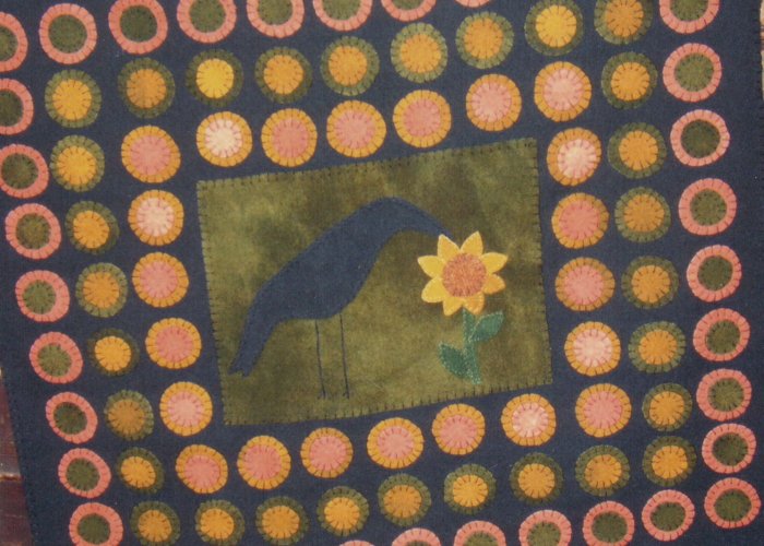 PRIMITIVE FOLK ART PATTERN CHART PENNY RUG CROW PORTRAIT FELT EMBROIDERY