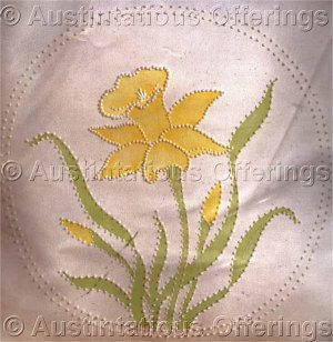 Rare Jean Fox Candlewicking Crewel Embroidery Floral Pillow Kit Daffodil