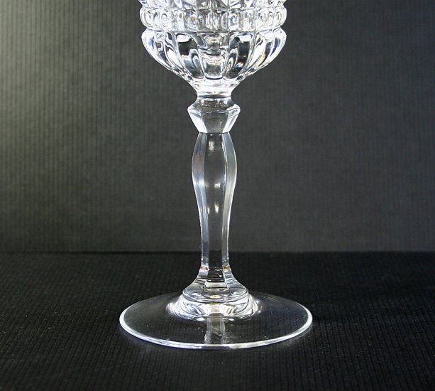 Cristal D'Arques Durand Villeneuve Wine Glass