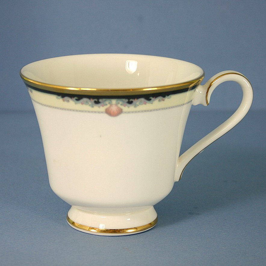 Royal Doulton Rhodes Footed Cup