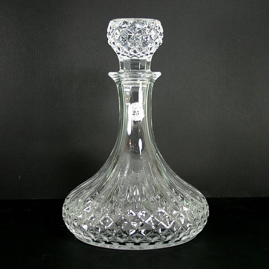 Cristal D'Arques Durand Longchamp Ships Decanter and Stopper.