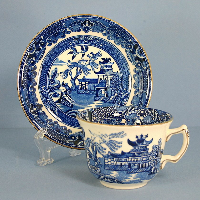 Burgess & Leigh Blue Willow (Gold Trim) Flat Cup & Saucer Set