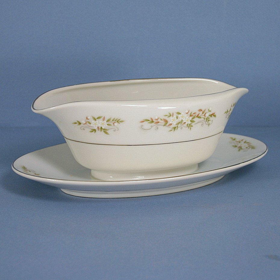 gravy boat movie international springtime gravy boat with attached underplate gravy boat movie international springtime gravy boat with attached underplate