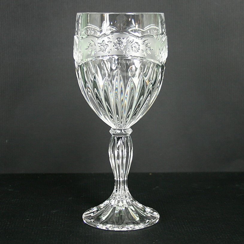 Oneida Crystal Southern Garden Water Goblet