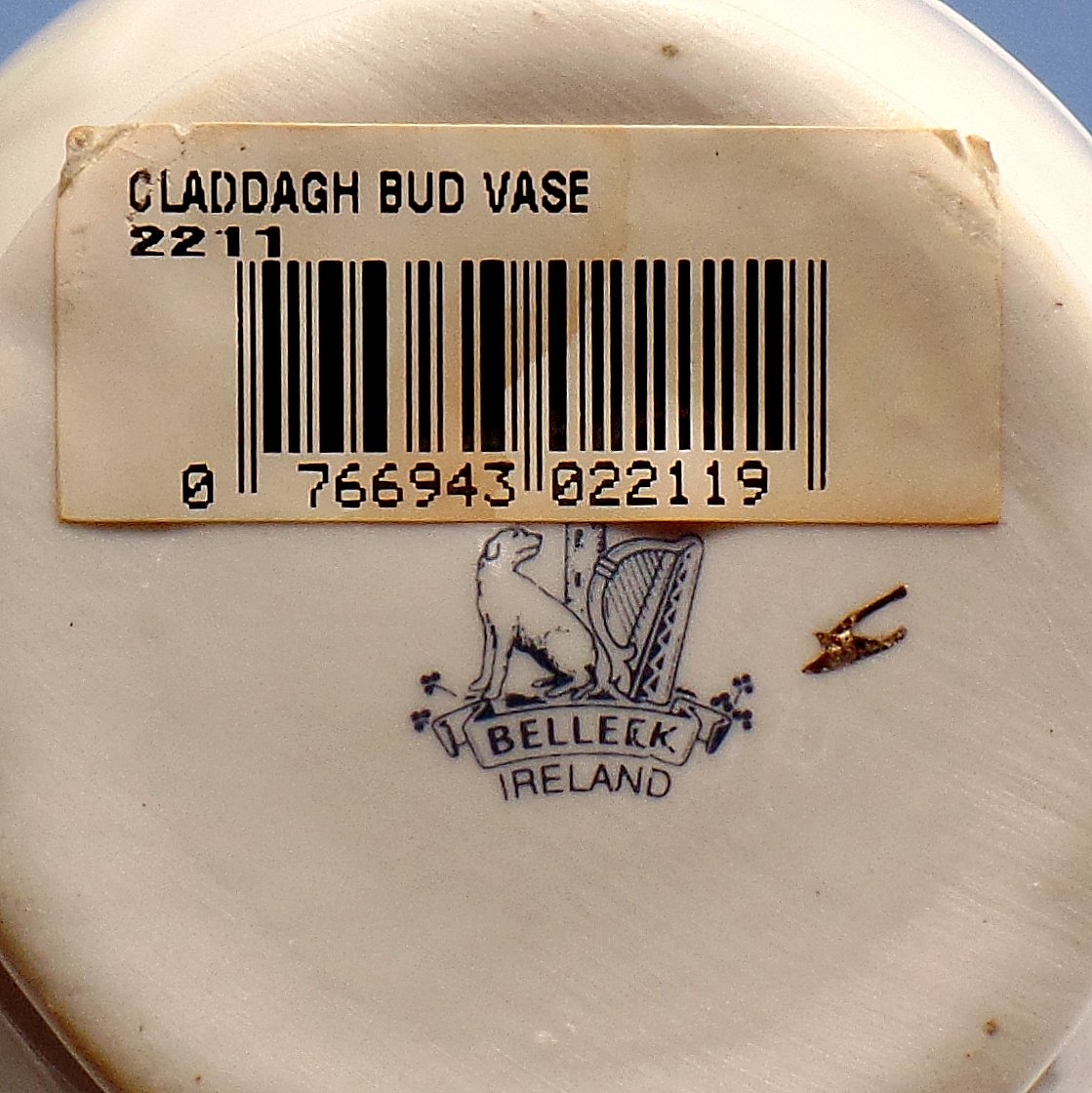 Belleek Pottery (Ireland) Claddagh Collection Bud Vase 6 Inch