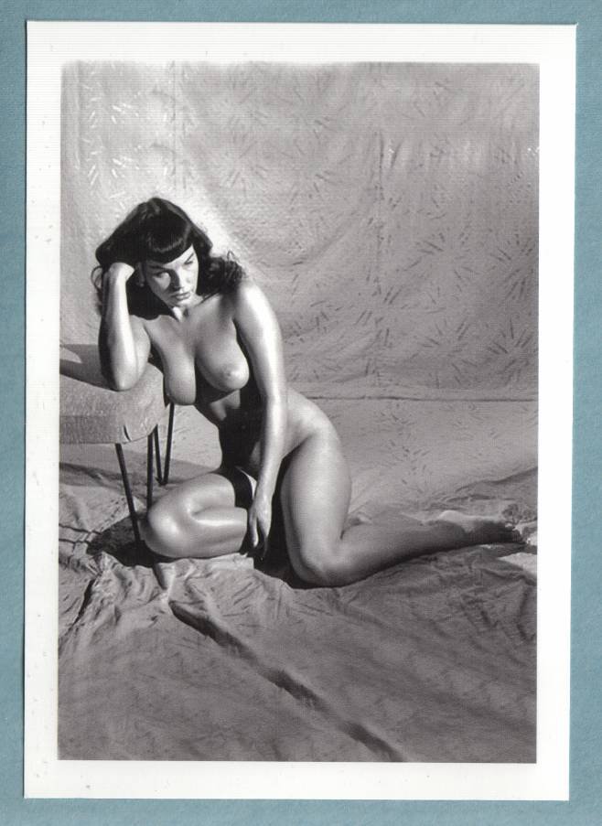 BETTY PAGE Posed Nude For This Cool Shot. 