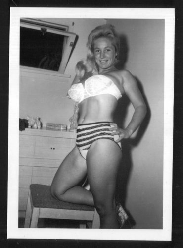 VIRGINIA BELL BUSTY IN WHITE BRA PANTIES POSE NEW REPRINT 5 X 7 #77
