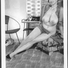 LINDA WEST TOPLESS NUDE HUGE HEAVY HANGING BOOBS POSE 5X7 REPRINT LW-115