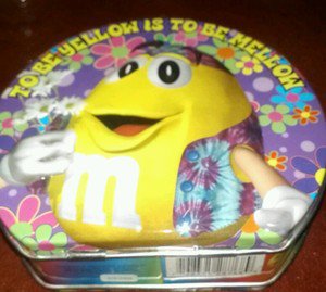 M&M's Groovy Yellow Radio